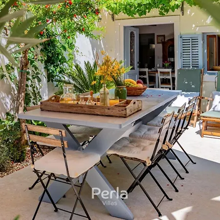 Charming House Lillian Near Medulin And Beautiful Holiday home