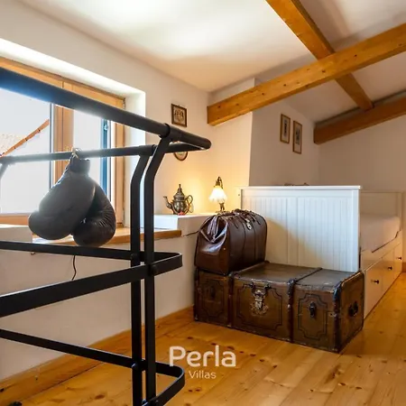 Charming House Lillian Near Medulin And Beautiful *