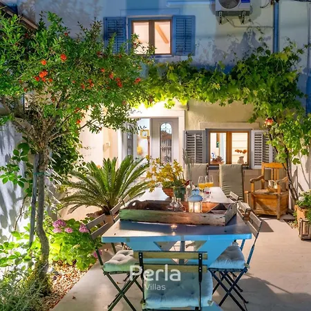 Charming House Lillian Near Medulin And Beautiful Casa vacanze